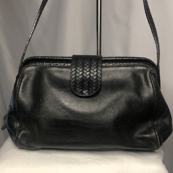 Black genuine leather vintage handbag. Leather weaved trim design. - Picture 2 of 13